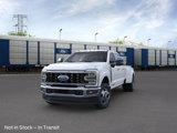 New 2025 Ford F350 4x4 Crew Cab DRW Super Duty image 2