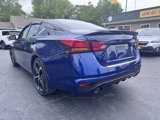 Used 2023 Nissan Altima 2.5 SR w/ SR Premium Package image 4