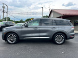 Used 2022 Lincoln Aviator Reserve w/ Elements Package Plus image 2
