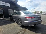 Used 2022 Volkswagen Passat 2.0T image 6