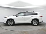 Used 2022 Toyota Highlander Limited image 2