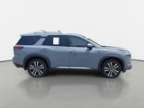 Used 2024 Nissan Pathfinder Platinum image 4
