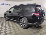 New 2025 Honda Pilot Elite image 3