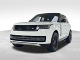 Used 2024 Land Rover Range Rover SE image 2