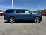 New 2025 Chevrolet Suburban Premier image 3
