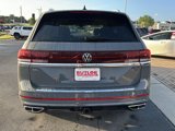 Used 2025 Volkswagen Atlas SEL Premium R-Line image 4