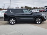 New 2025 Mitsubishi Outlander SE image 4