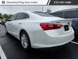 Used 2018 Chevrolet Malibu LT w/ Leather Package image 4