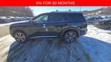 New 2025 Nissan Pathfinder Platinum image 3