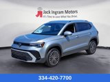 New 2025 Volkswagen Taos SE image 1