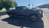 New 2025 GMC Sierra 2500 Denali Ultimate image 2