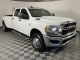 Used 2024 RAM 3500 Tradesman w/ Chrome Appearance Group image 3