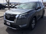 New 2025 Nissan Pathfinder SL image 2