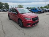 New 2026 Chrysler Pacifica Select image 3
