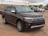 Used 2024 Ford Expedition Platinum image 3