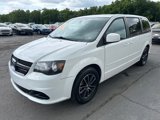 Used 2017 Dodge Grand Caravan SE image 2