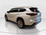 Used 2024 Toyota Highlander Platinum image 5