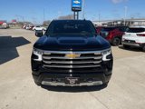 Used 2024 Chevrolet Silverado 1500 High Country w/ High Country Premium Package image 3