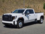 New 2025 GMC Sierra 3500 Denali Ultimate image 2