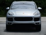 Used 2017 Porsche Cayenne S image 2