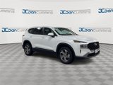 Used 2023 Hyundai Santa Fe SE image 2