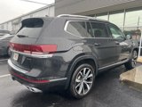 Used 2024 Volkswagen Atlas SEL Premium R-Line image 3