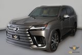 Used 2025 Lexus LX 700h Luxury image 3