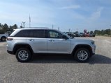 New 2023 Jeep Grand Cherokee Laredo X image 5