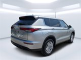 New 2025 Mitsubishi Outlander ES image 3
