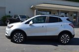 Used 2020 Buick Encore Essence image 2
