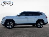 New 2025 Volkswagen Atlas SEL image 2