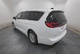 New 2025 Chrysler Pacifica Select image 6
