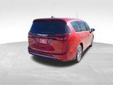 New 2025 Chrysler Pacifica Select image 6