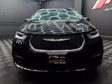 Used 2022 Chrysler Pacifica Touring-L image 2