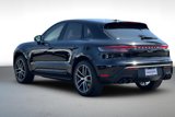 Certified 2025 Porsche Macan image 3