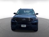 Used 2024 Ford Explorer XLT image 4