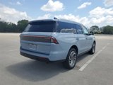 New 2025 Lincoln Navigator Reserve image 4