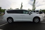 Used 2022 Chrysler Voyager LX image 6