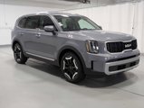 Certified 2023 Kia Telluride EX w/ EX Captain's Chair Package image 6