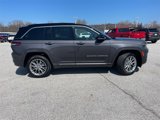 New 2025 Jeep Grand Cherokee Summit image 2