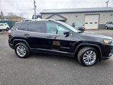 Used 2019 Jeep Cherokee Latitude Plus w/ Cold Weather Group image 2