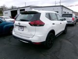 Used 2018 Nissan Rogue S image 4