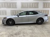 Used 2023 Toyota Camry SE image 3