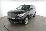 Used 2024 Lincoln Navigator Premiere image 3