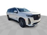Used 2023 Cadillac Escalade ESV V image 2
