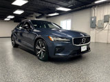 Used 2019 Volvo S60 T6 R-Design image 2