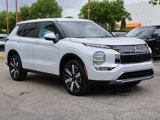 New 2025 Mitsubishi Outlander SE image 2