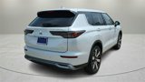 New 2025 Mitsubishi Outlander SE image 3