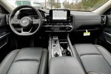New 2025 Nissan Pathfinder SL image 6