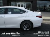 New 2025 Lexus ES 300h w/ Luxury Package image 4